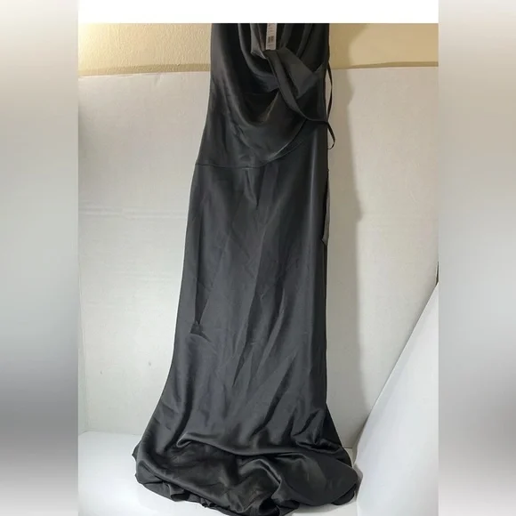 chinese dress ladies Amazon.com: BCBGMAXAZRIA Women's V Neck Evening Maxi Dress with Long Cape  Sleeves, Black, 12 : Clothing, Shoes & Jewelry